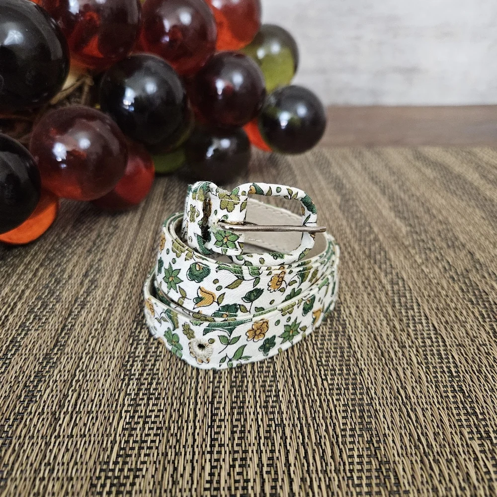 Vintage Belt M Floral Skinny 1960s 60s Dead Stock Green Gold Cream 31
